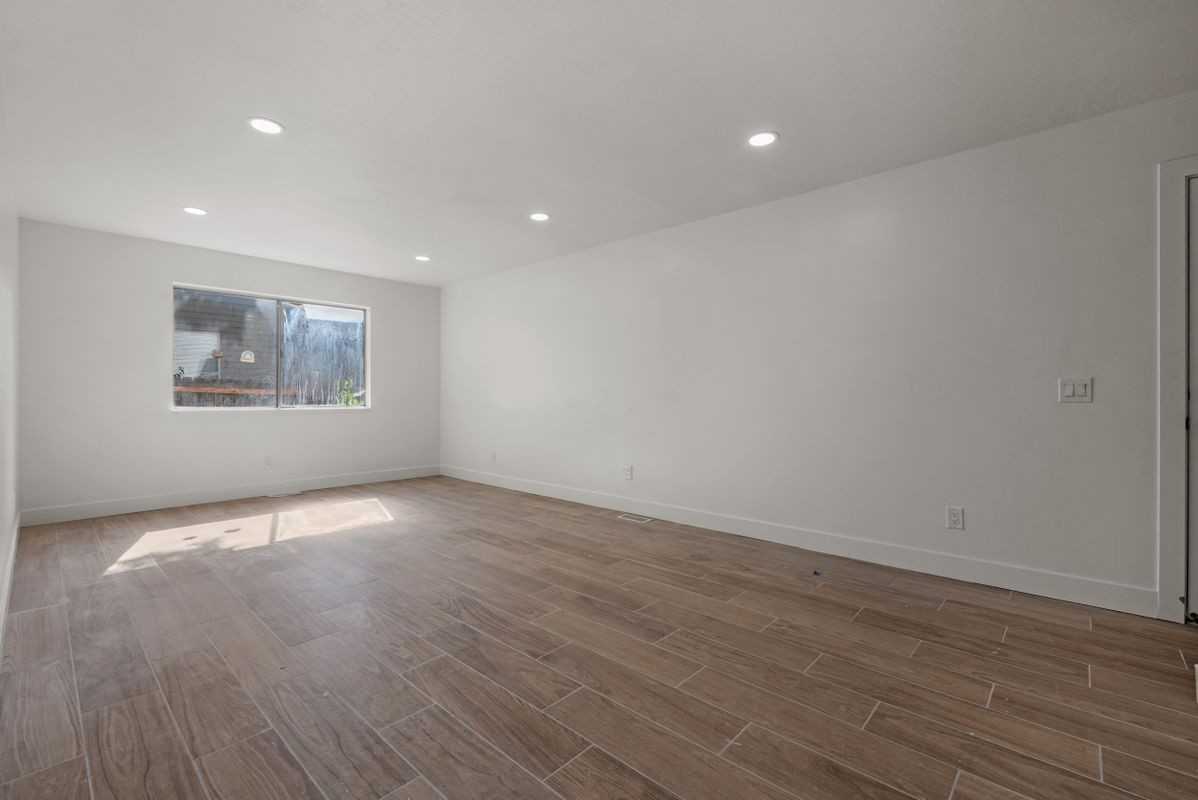 509 Mansfield Ave - Photo 5 of 22