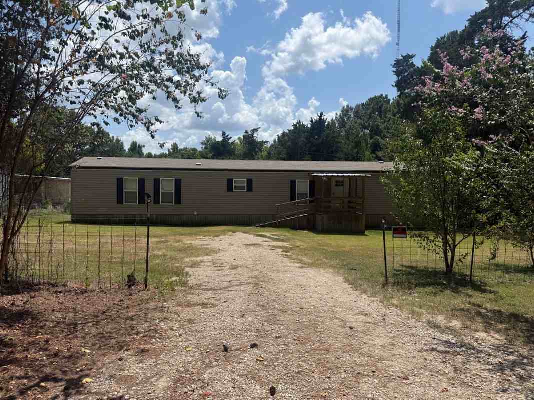 10161 Pollard Rd ##1 - Photo 2 of 12