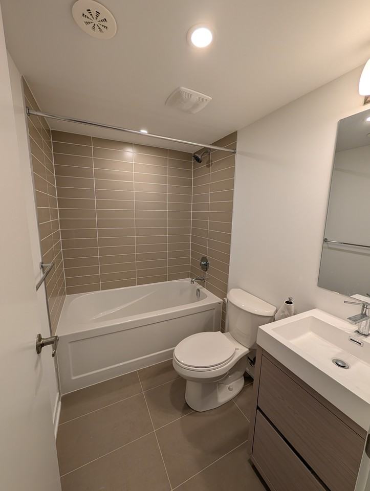 70 Green Gardens Boulevard - Photo 5 of 13