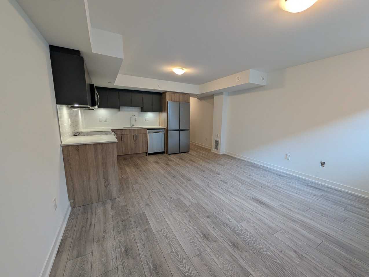 70 Green Gardens Boulevard - Photo 2 of 13