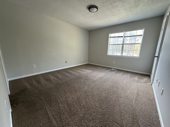 212 Wynn Way #A - Photo 6 of 8