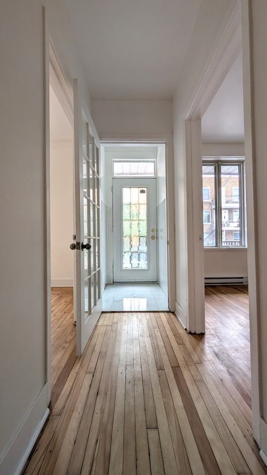 56 2e Av — photo 2