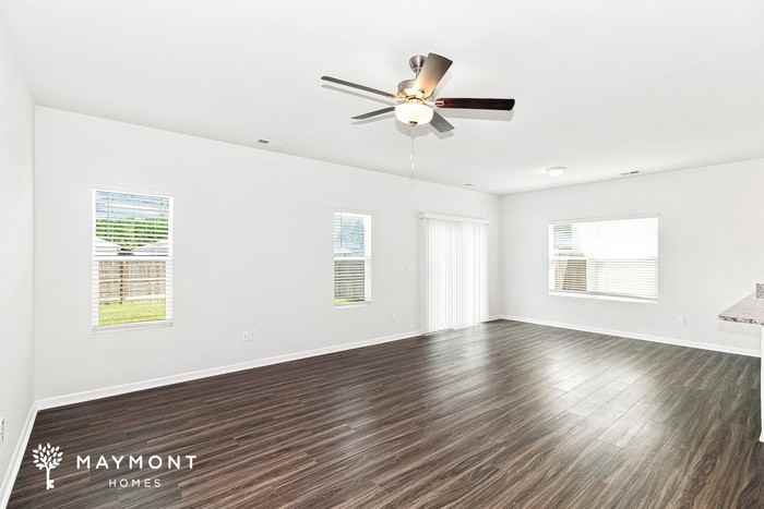 9113 Sunrise Creek Dr - Photo 5 of 15