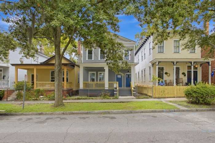1007 E Park Ave #1