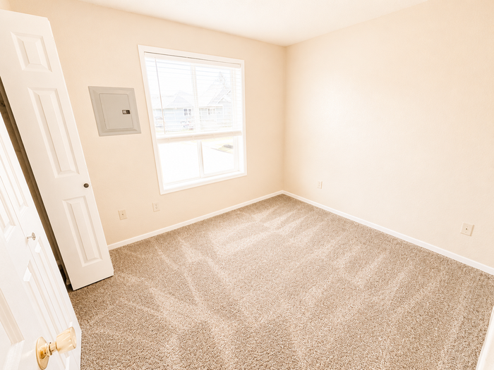 1118 Wakefield St - Photo 6 of 11