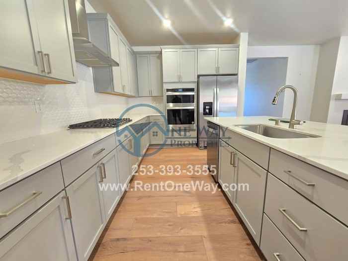 17843 126th St E - Photo 5 of 9