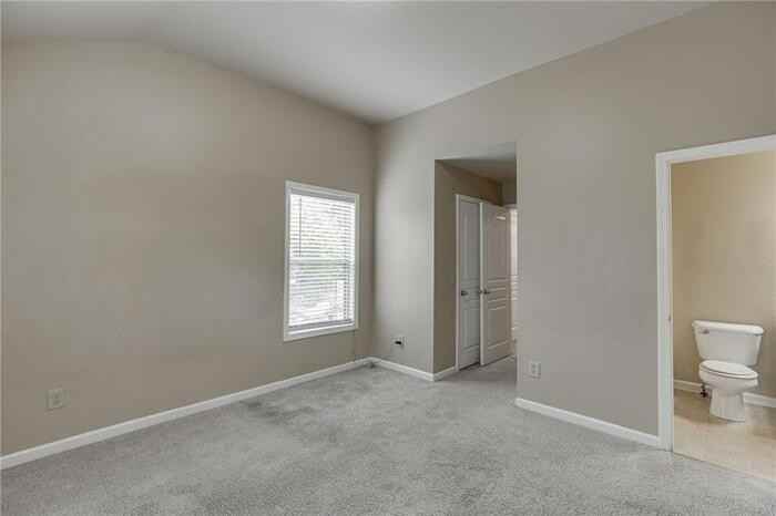 314 Oakland Hills Way - Photo 5 of 18