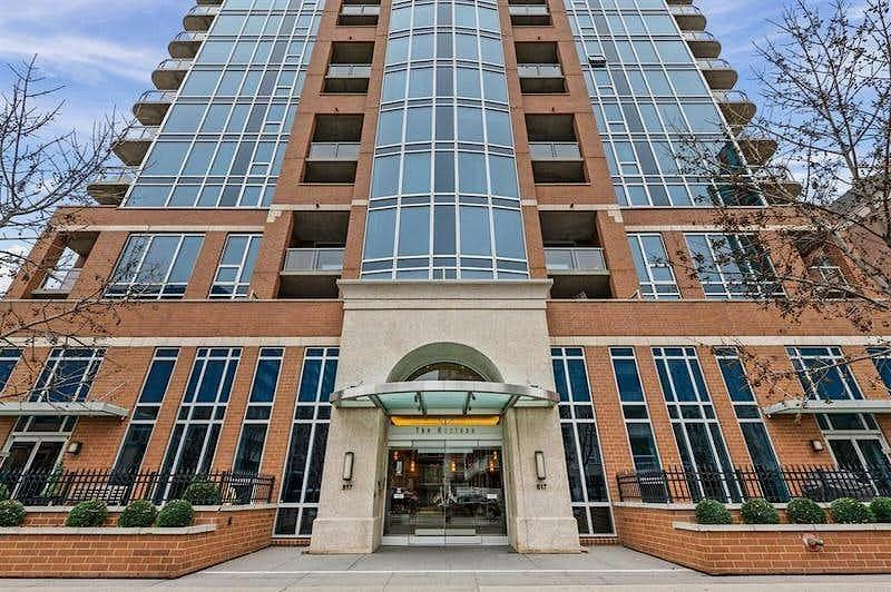 817 Montana Condominiums - Photo 4 of 37