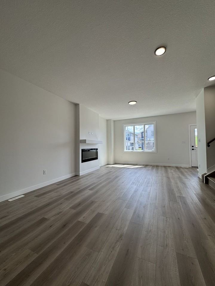 184 Starling Way - Photo 5 of 11