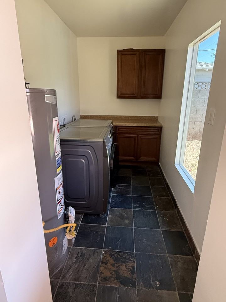 3515 E Flower St #NA - Photo 2 of 8