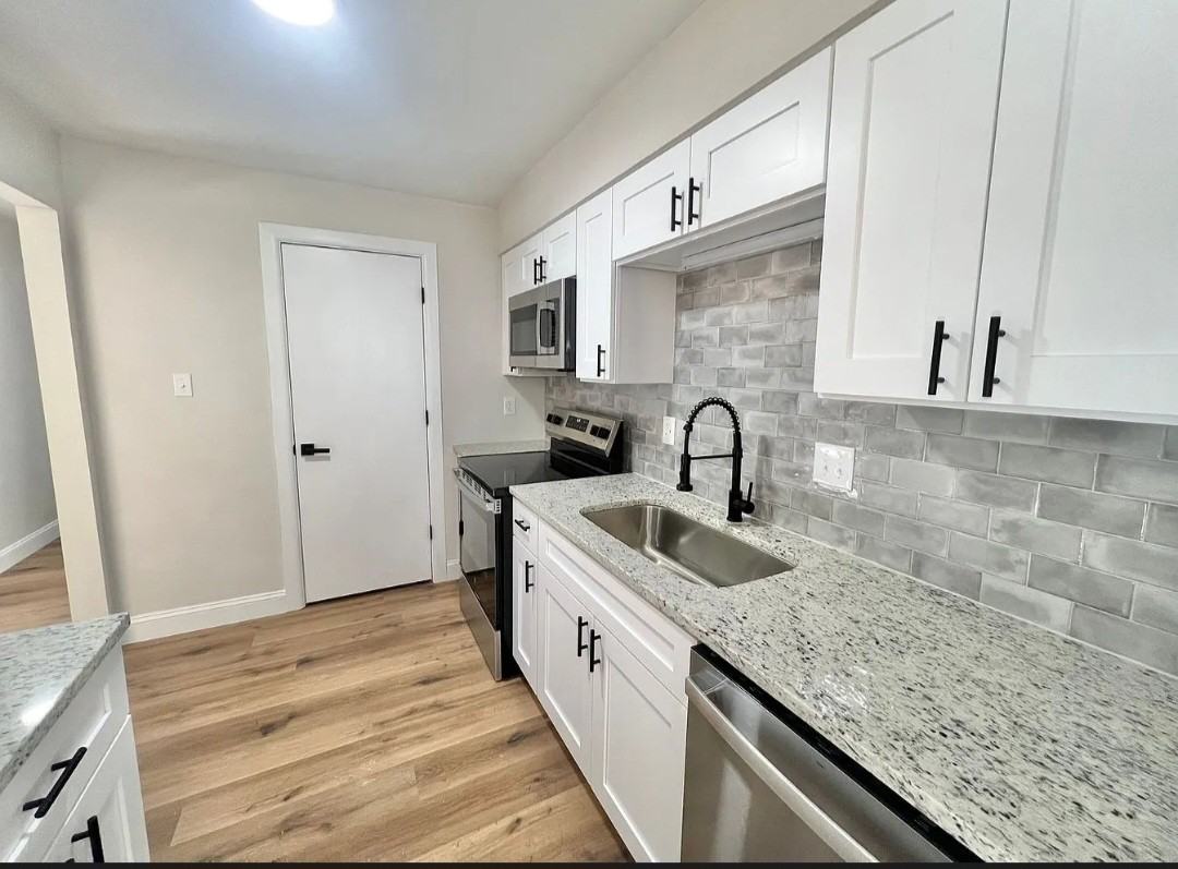 1014 Sandlin Pl #B - Photo 6 of 18