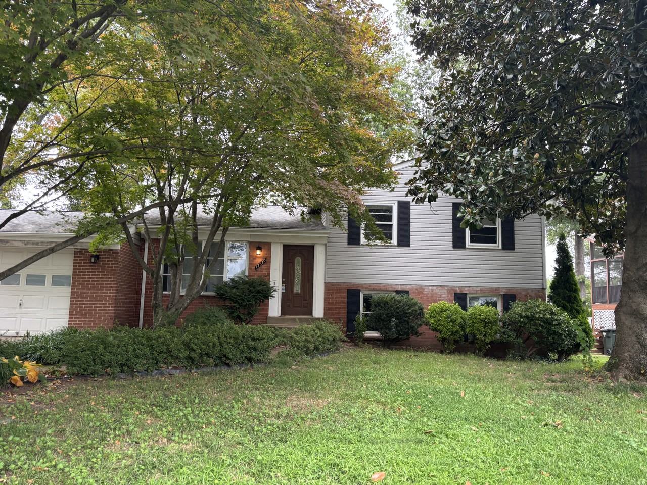 13510 Ellendale Dr #NA - Photo 4 of 12