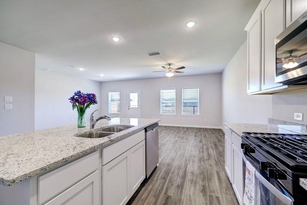 12260 Lady Eli Dr #NA - Photo 5 of 26