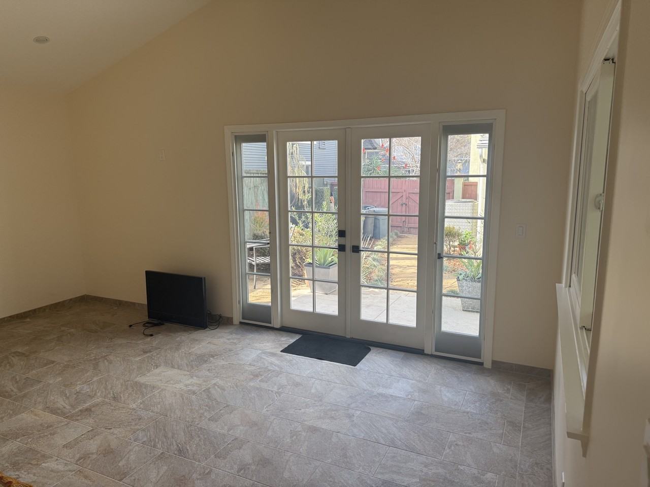 1724 Court Ave #NA - Photo 3 of 15