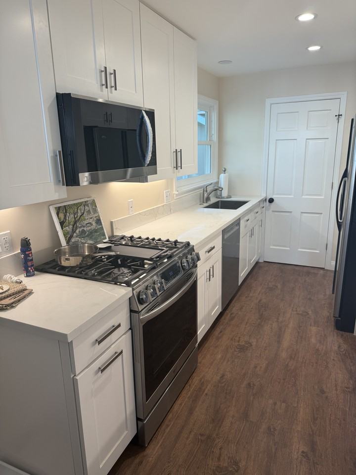1724 Court Ave #NA - Photo 6 of 15