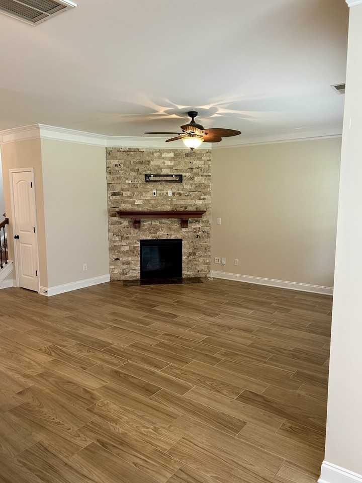 14005 Wyncrest Dr #NA - Photo 4 of 21