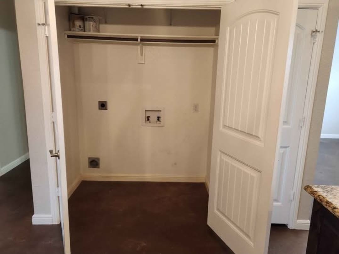 440 S Evans St #D - Photo 2 of 12