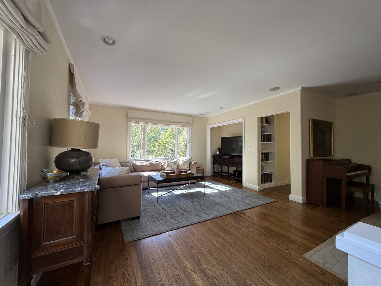 250 Manor Dr #NA - Photo 6 of 23
