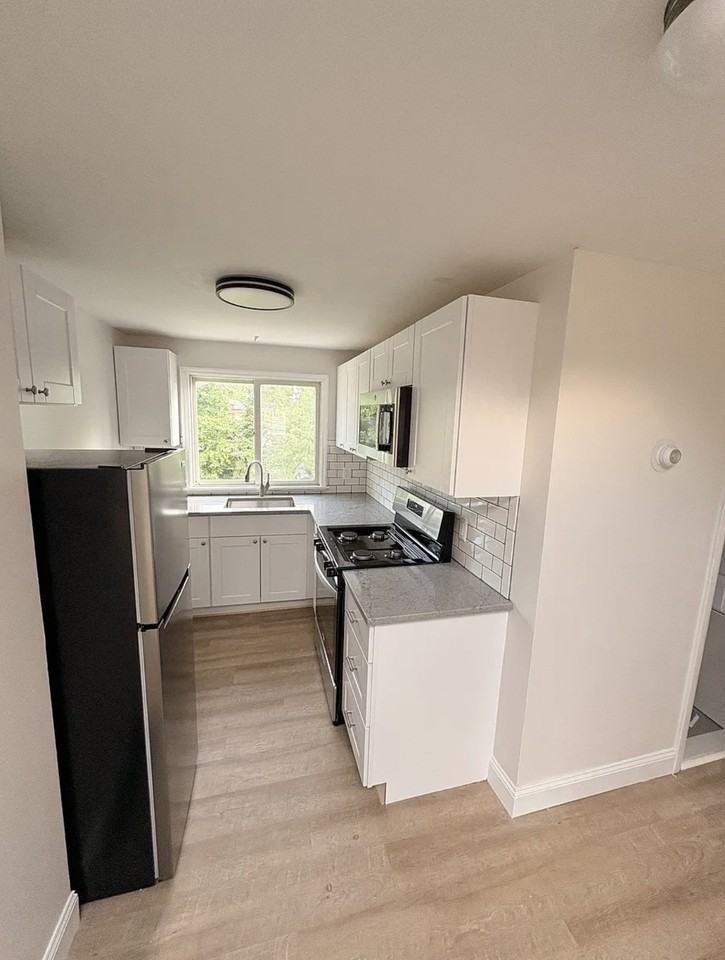 62 39th Street - Photo 2 of 11