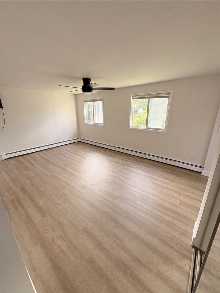 62 39th Street - Photo 7 of 11