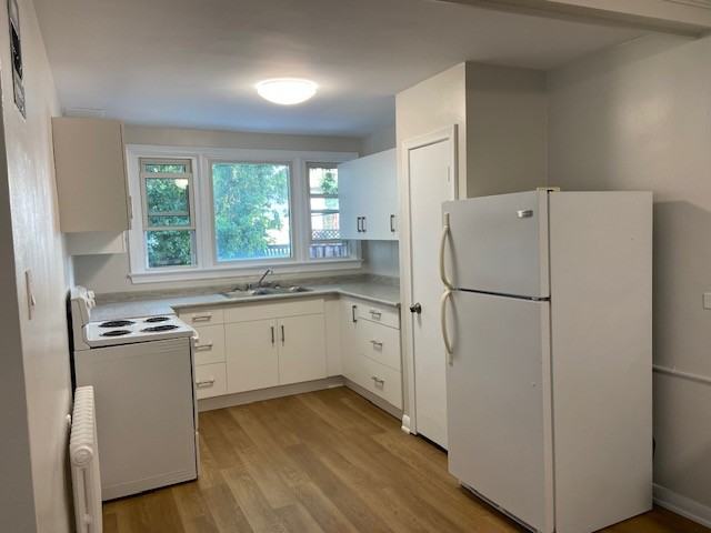 1094 Athlone Street #2 - Photo 5 of 9