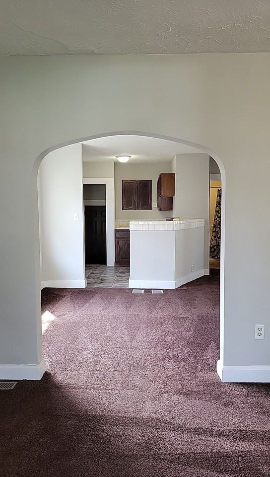 614 N Chester Ave #NA - Photo 3 of 11