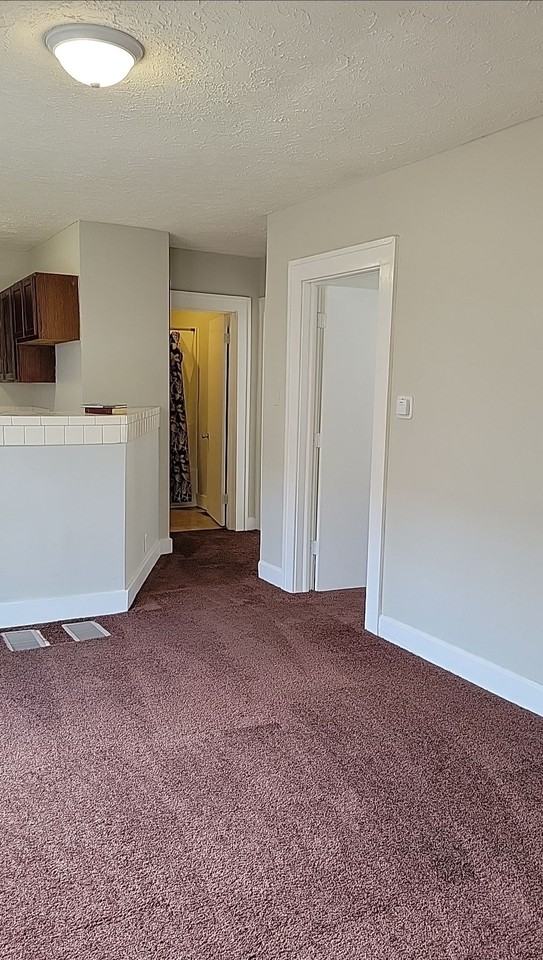 614 N Chester Ave #NA - Photo 4 of 11