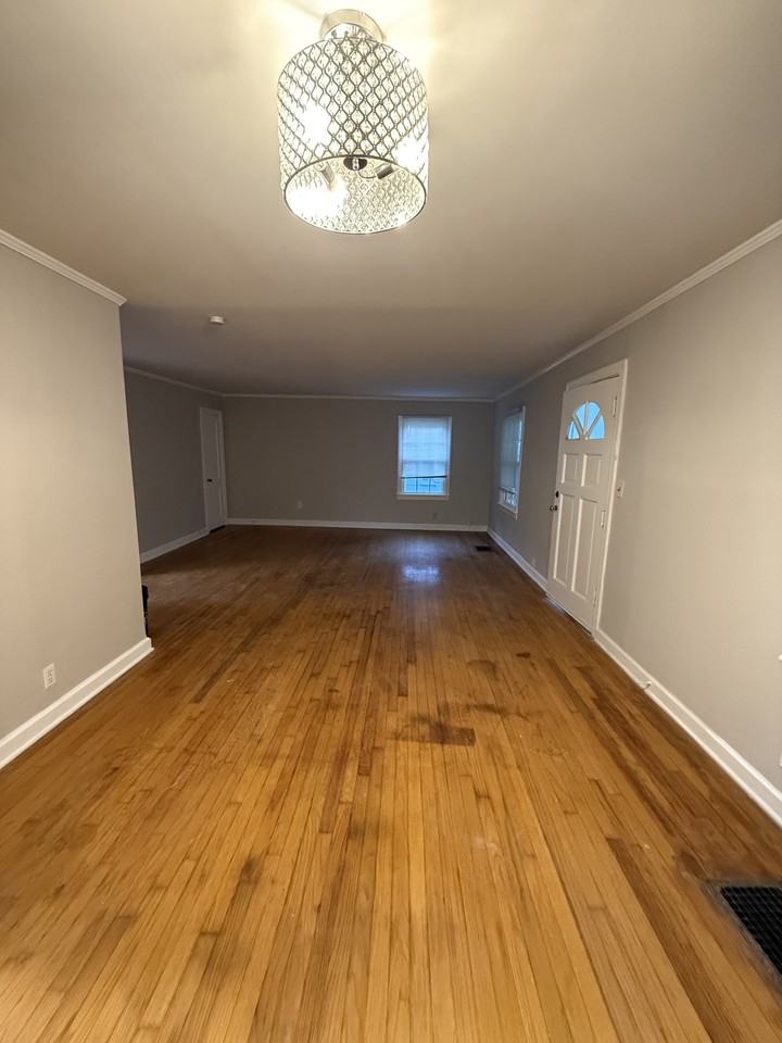 32 Brentwood Dr #NA - Photo 5 of 19