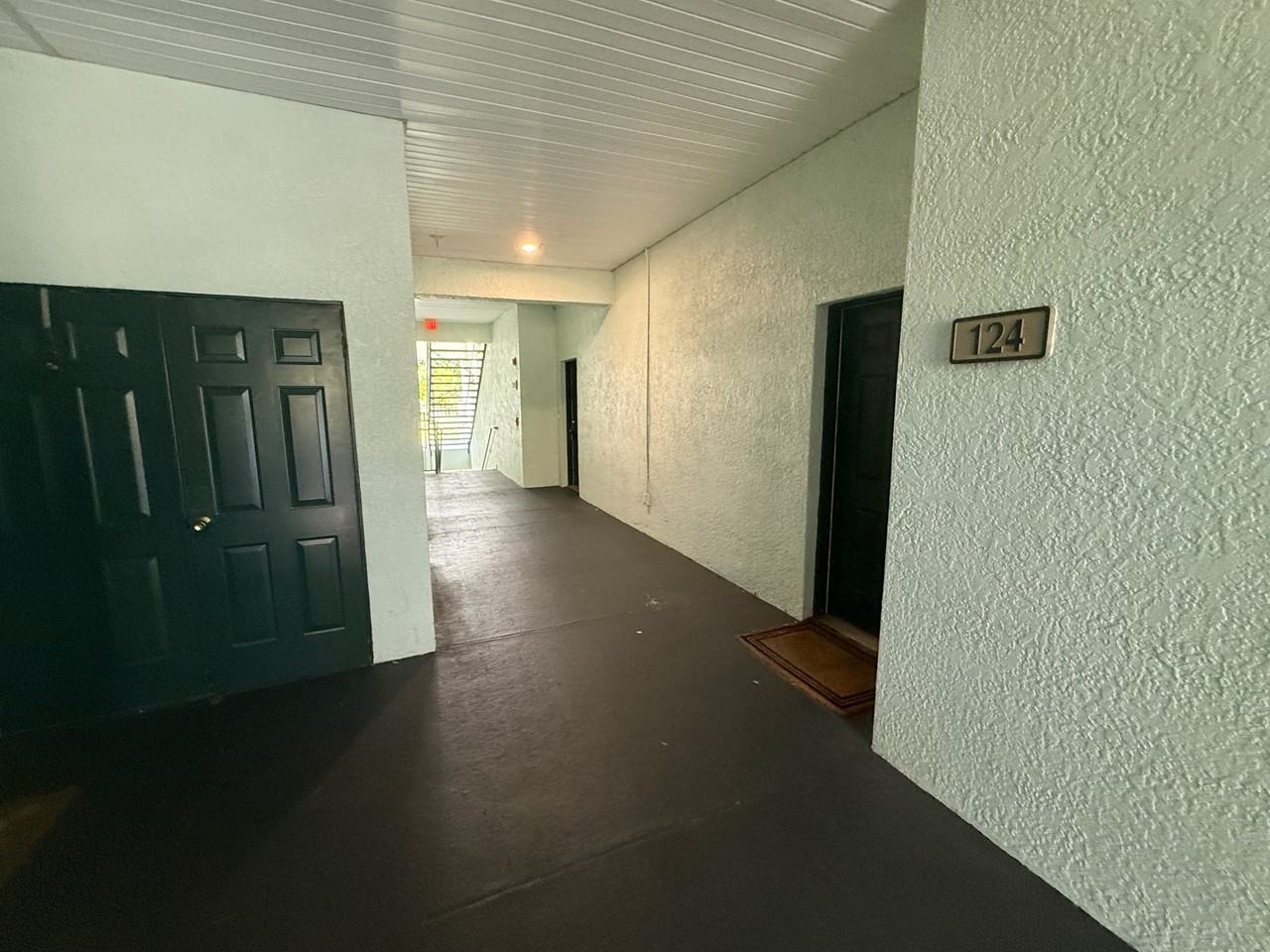 7851 Oakleaf Plantation Pkwy #1 - Photo 3 of 31