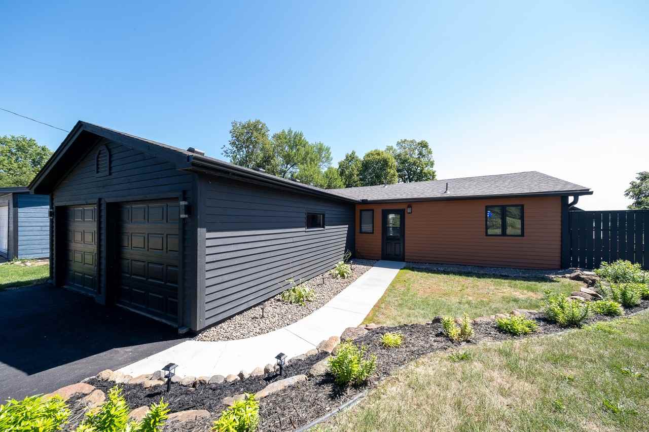 24075 W Cedar Lake Dr #1 - Photo 3 of 37
