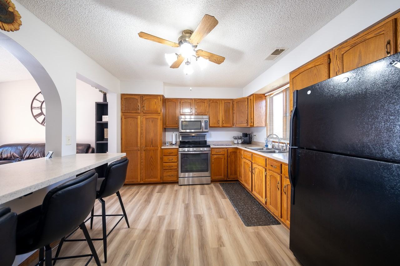 24075 W Cedar Lake Dr #1 - Photo 4 of 37