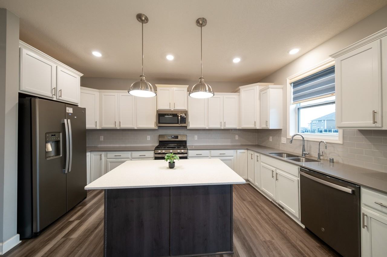 4849 Stable View Dr #1 - Photo 5 of 44