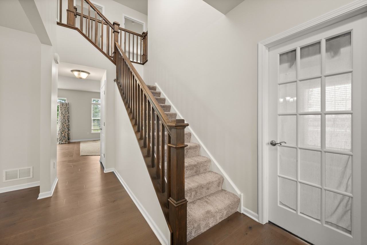 406 Mary Ann Cir #1 - Photo 6 of 30