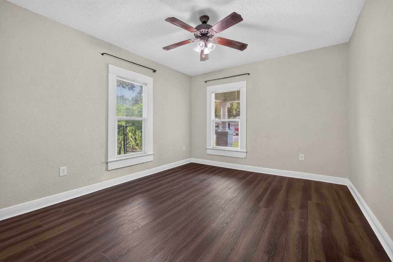 1016 E Ida St - Photo 5 of 20
