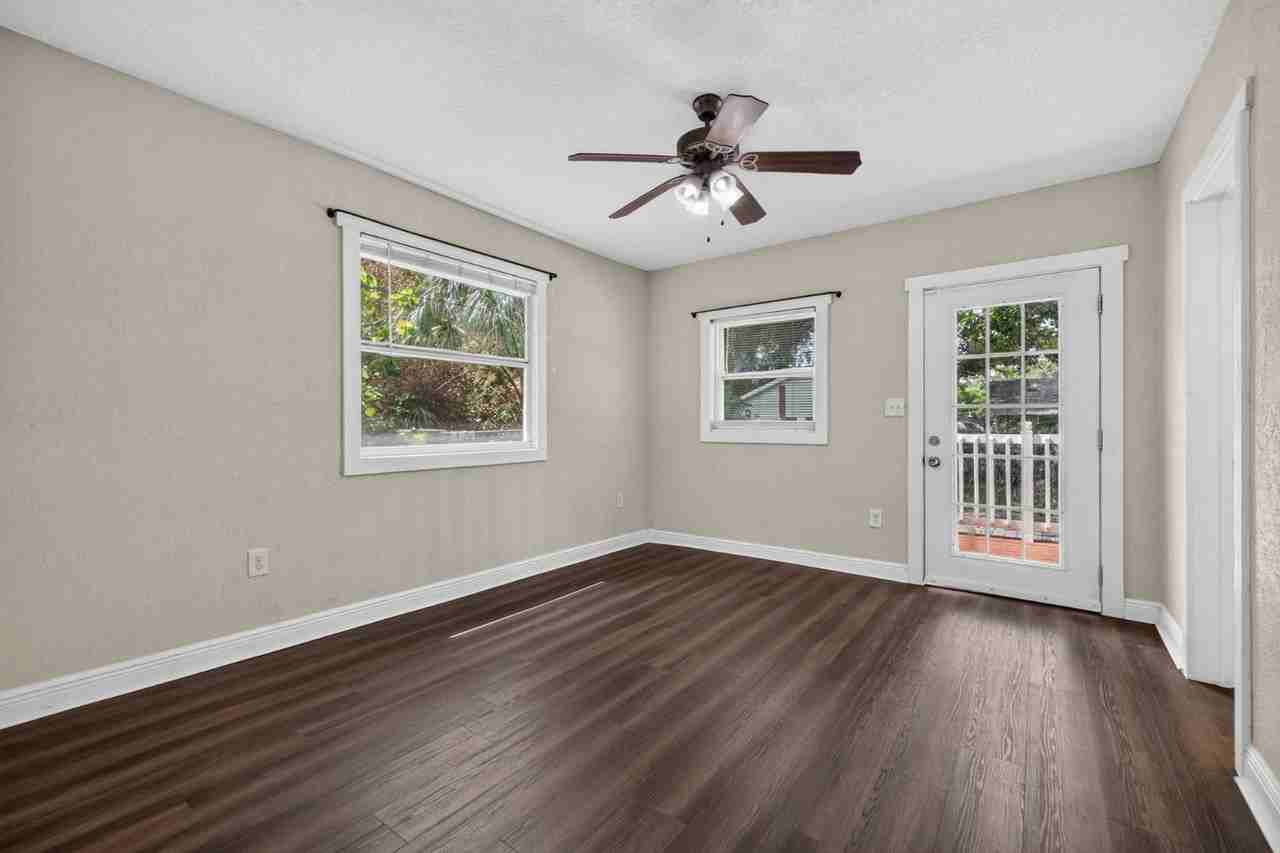 1016 E Ida St - Photo 7 of 20