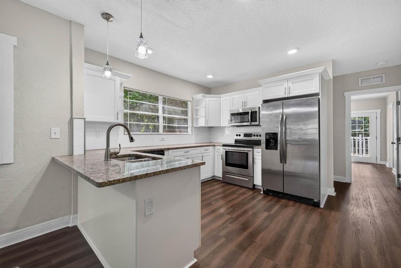 1016 E Ida St - Photo 5 of 20