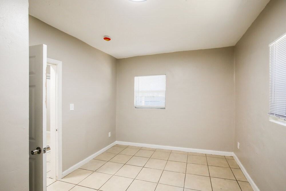 2311 Nw 153rd St - Photo 3 of 16