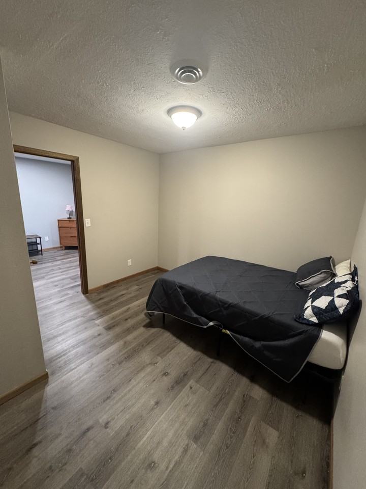 1104 1104 East Avenue ( 1104 Residences) - 4 #4 - Photo 3 of 12
