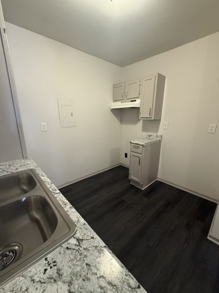 1133 43rd St N #1 - Photo 6 of 11