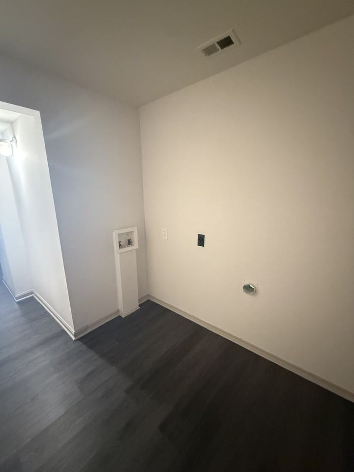 1133 43rd St N #1 - Photo 7 of 11