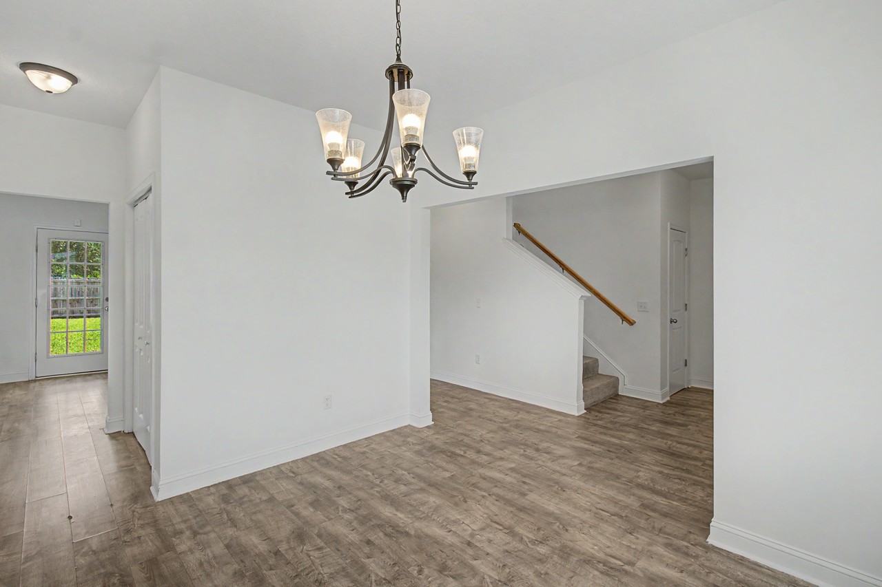 40 Rimes Ave Se #1 - Photo 3 of 34