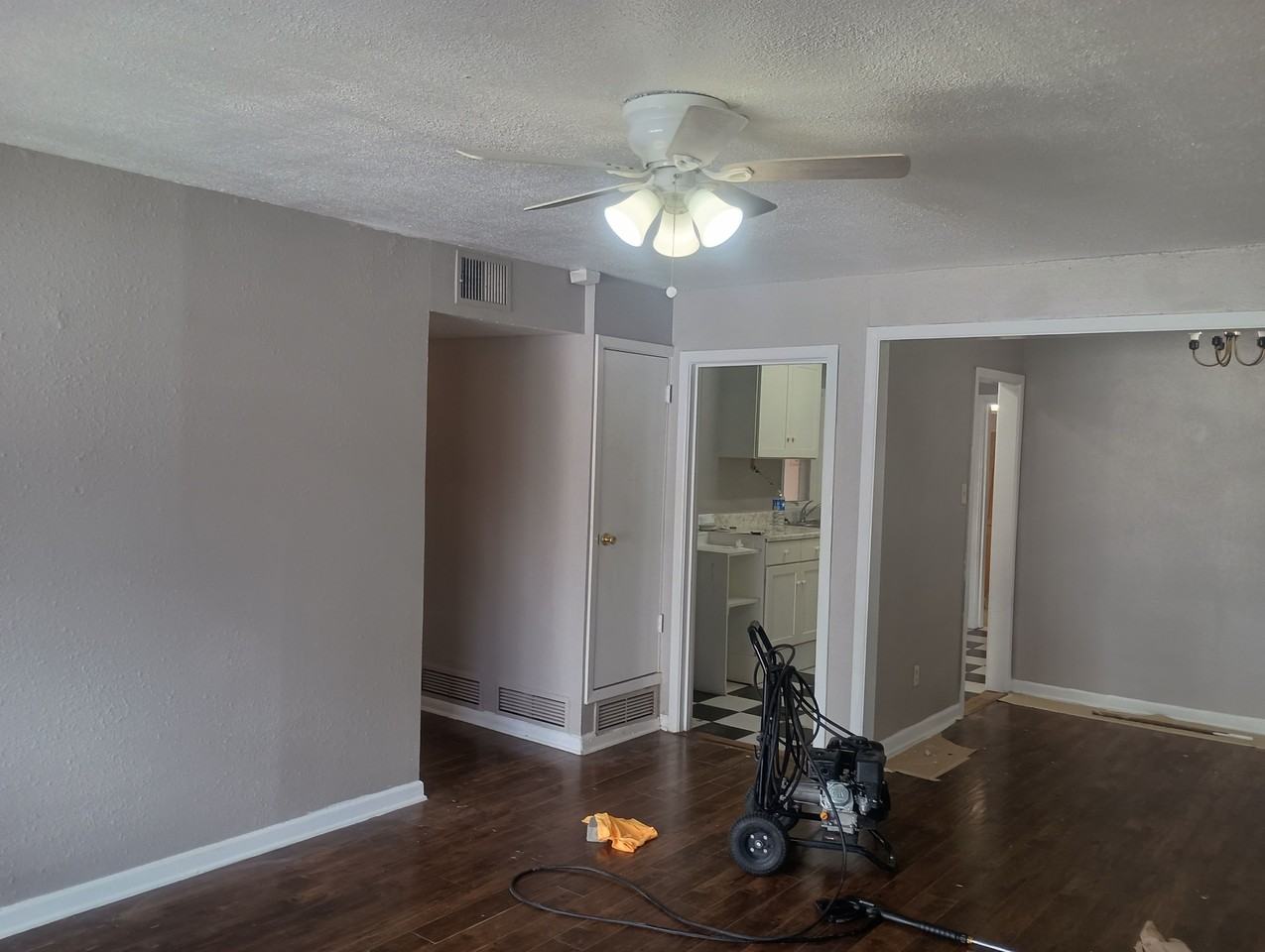 302 Nash Blvd - Photo 6 of 34