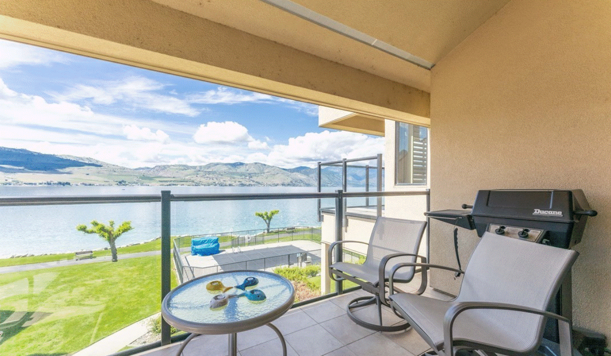 100 Lake Chelan Shores Dr #1 - Photo 4 of 27