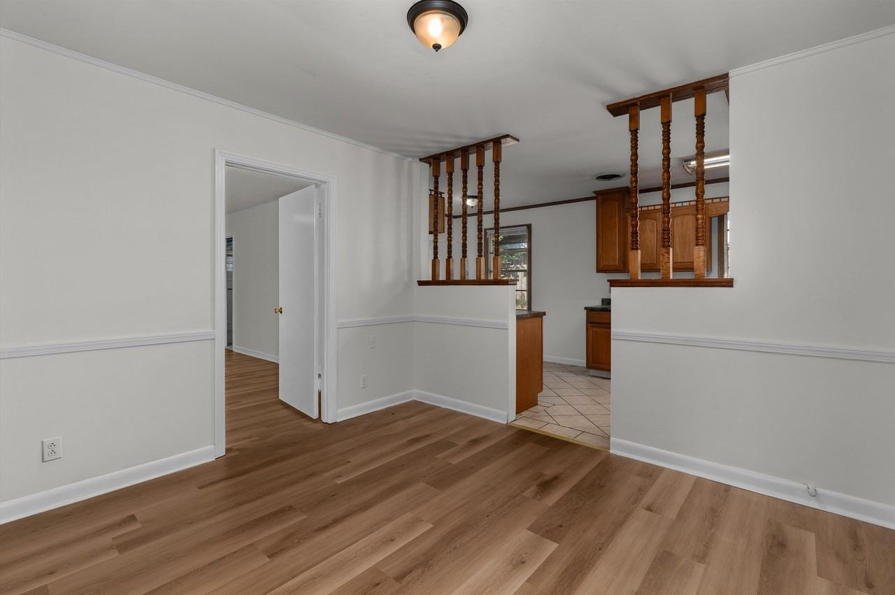 826 Martha Ln #1 - Photo 5 of 23