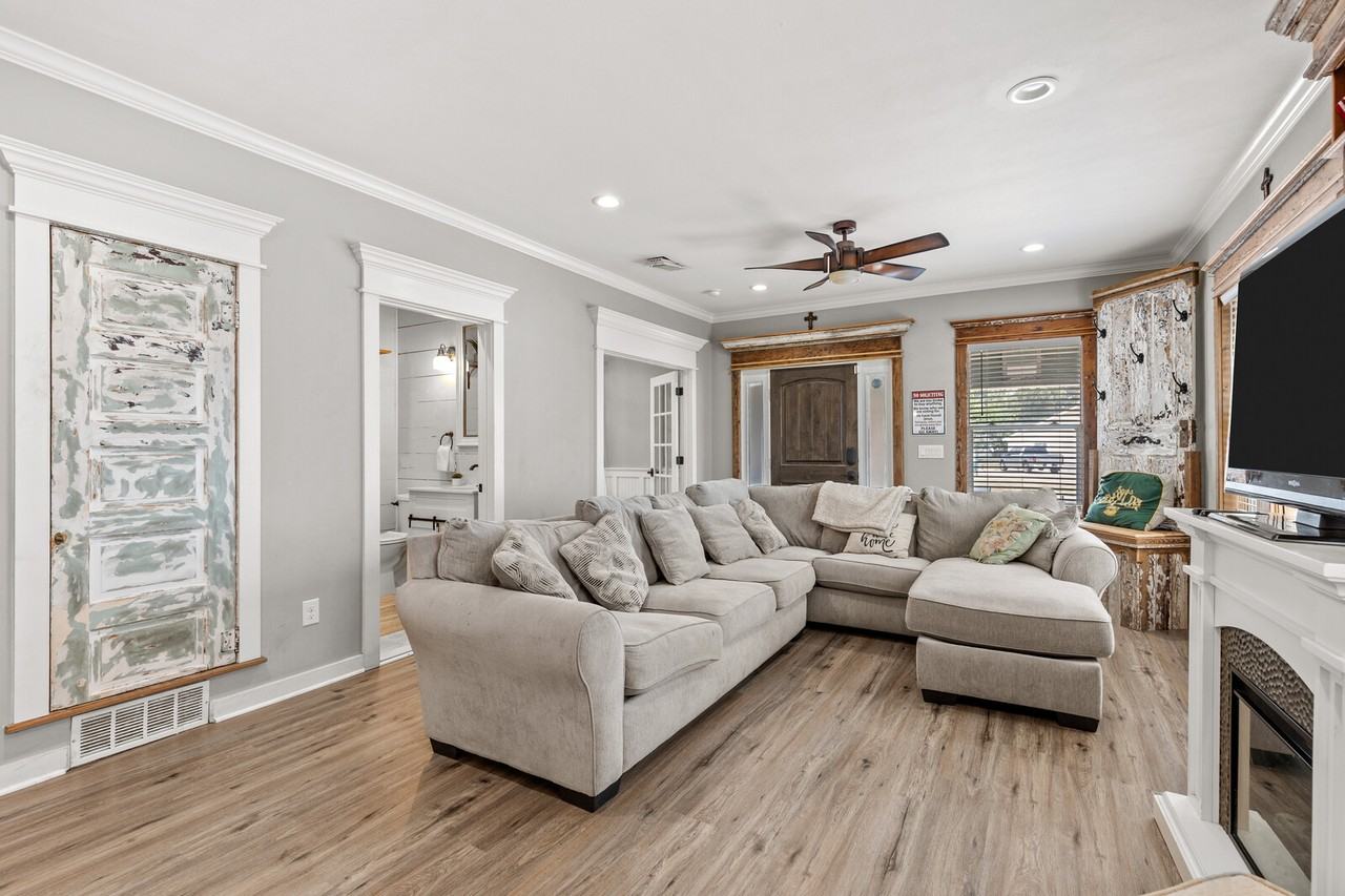 1815 S 12th St #1 - Photo 5 of 40
