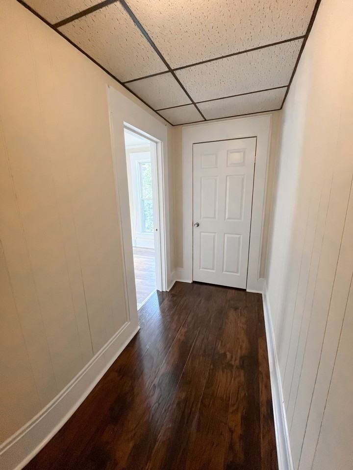 416 Coffeen St #416-2 - Photo 5 of 16