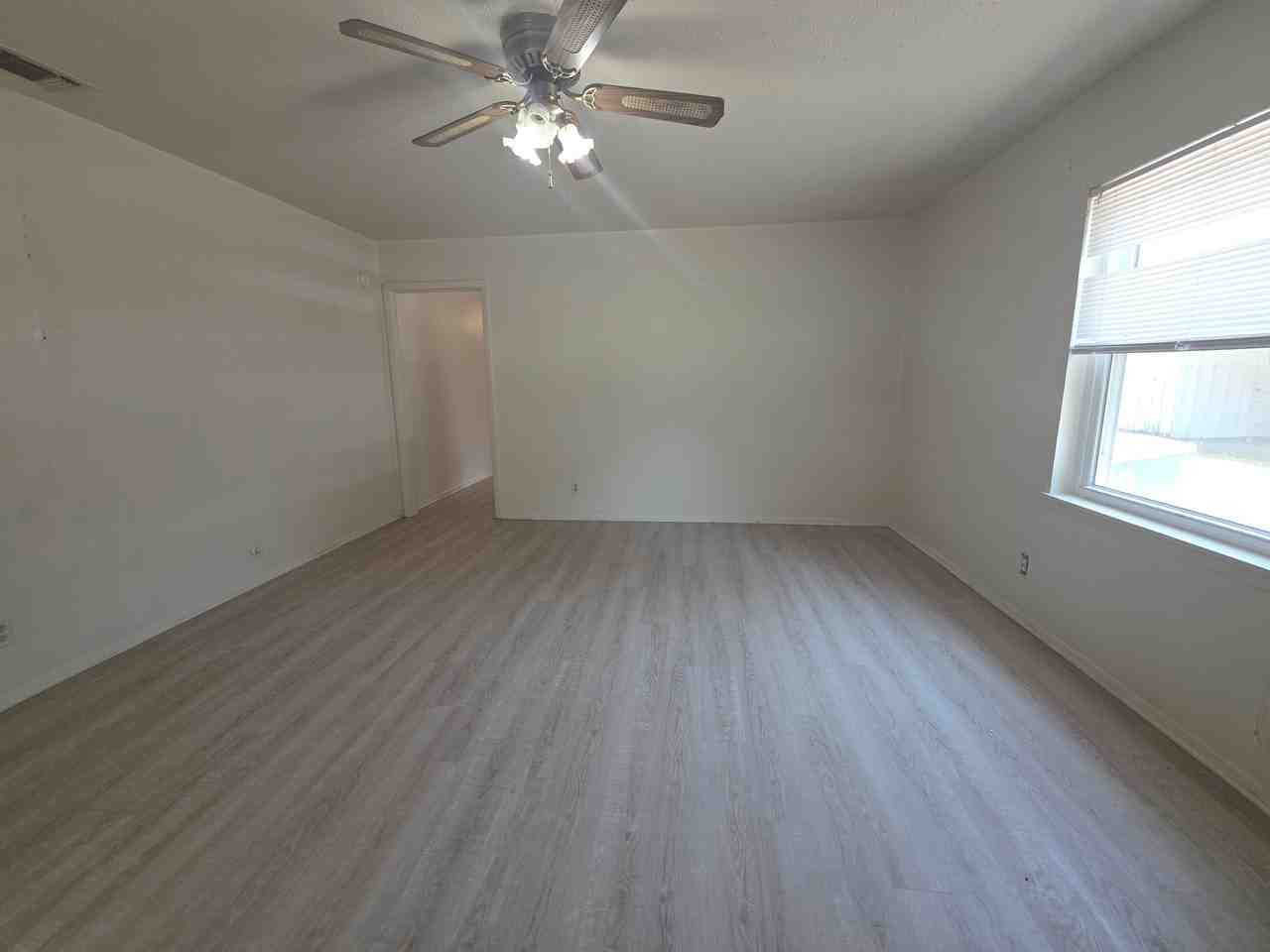 1435 S Rusk St #1 - Photo 4 of 17