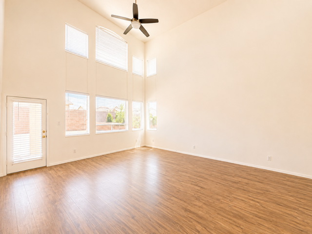 2067 Violeta Cir Se #1 - Photo 7 of 23