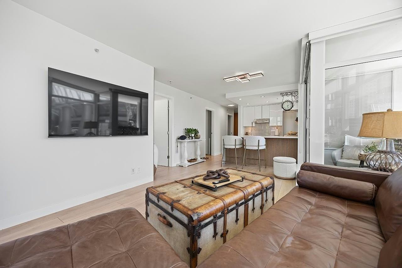 161 West Georgia Street - Photo 7 of 22