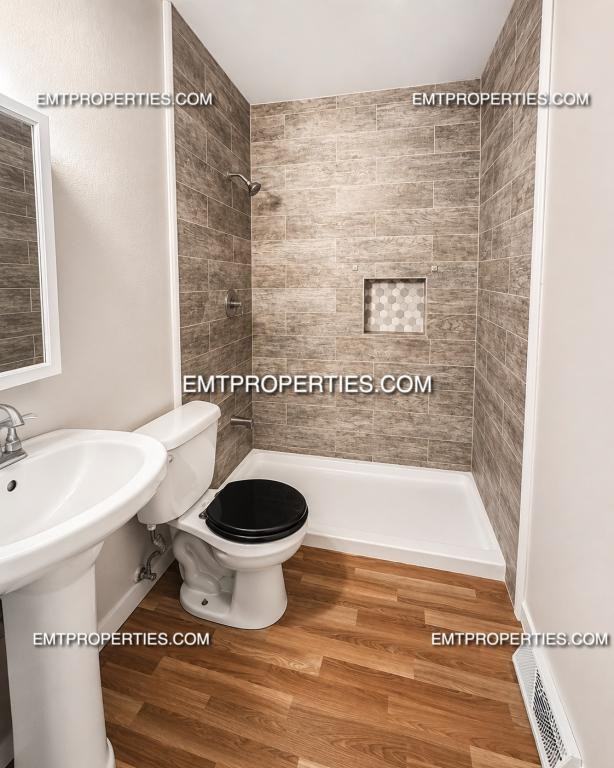 3024 Meister Rd - Photo 2 of 8